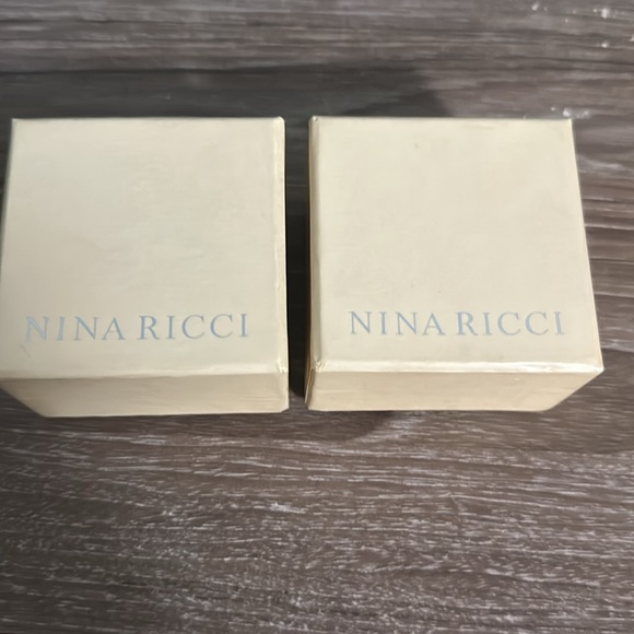 Nina Ricci Sterling Silver Jewelry Set Earrings & Ring (925)with Original Box - Picture 10 of 10